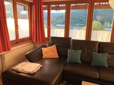 Ein Sitzbereich in der Unterkunft Ferienwohnung mit Weitblick