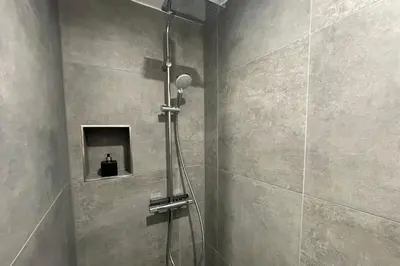 Ein Badezimmer in der Unterkunft Turmquartier Weinsberg