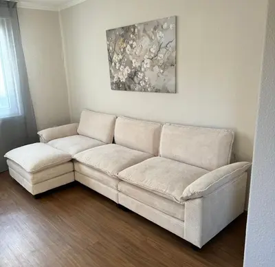 Ein Sitzbereich in der Unterkunft C&V 4 Personen 3 Zimmer Central Smart TV Boxspringbett