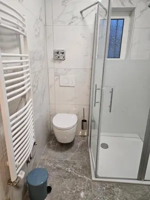 Ein Badezimmer in der Unterkunft Tami