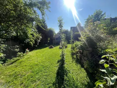 Ein Garten an der Unterkunft NurdachZeit – Ferienhaus in Schellbronn