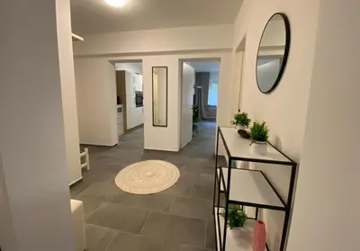 Grundriss der Unterkunft Spacious Apartment with Balcony - nearby Schlosspark - APOLONIAliving