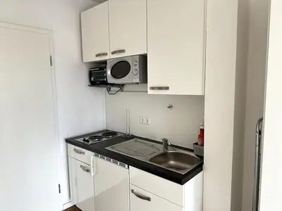 Küche/Küchenzeile in der Unterkunft Modernes Studio - Würzburger Straße, Aschaffenburg