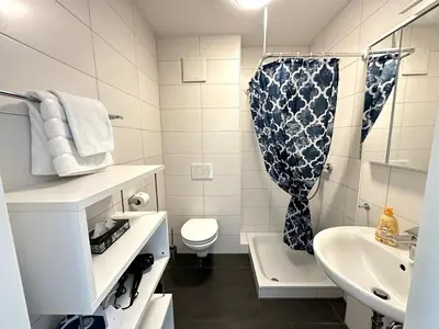 Ein Badezimmer in der Unterkunft Modernes Studio - Würzburger Straße, Aschaffenburg