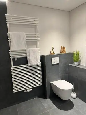 Ein Badezimmer in der Unterkunft Heidis Ferienoase