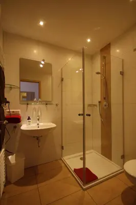 Ein Badezimmer in der Unterkunft Gästehaus Bourdy