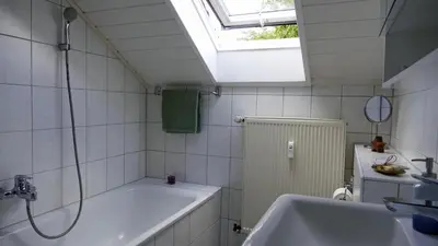 Ein Badezimmer in der Unterkunft Ferienwohnung Hirtenberg
