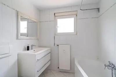 Ein Badezimmer in der Unterkunft RU02 Wohnung in der Opelstadt!