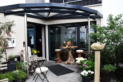Ein Garten an der Unterkunft Seybolds Gästehaus