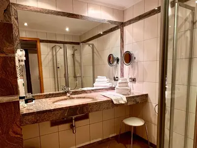 Ein Badezimmer in der Unterkunft Landhotel Heimathenhof