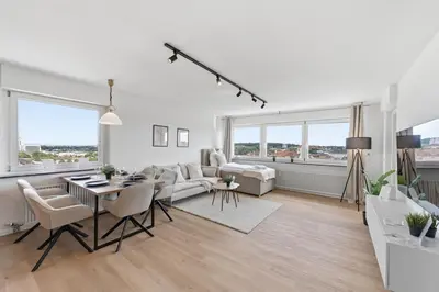 Ein Sitzbereich in der Unterkunft Malu Rooms - Über den Dächern der Stadt, Zentrum, Parkhaus, Panorama, Terrasse, höchste FeWo der Stadt