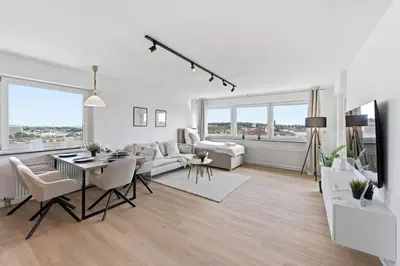 TV/Unterhaltungsangebot in der Unterkunft Malu Rooms - Über den Dächern der Stadt, Zentrum, Parkhaus, Panorama, Terrasse, höchste FeWo der Stadt