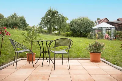 Ein Garten an der Unterkunft Marita's Gartenparadies