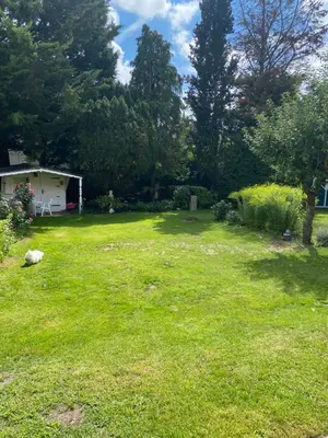 Ein Garten an der Unterkunft Haus Stoll