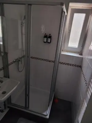 Ein Badezimmer in der Unterkunft Dorey Home HN2 - Zentral gelegen