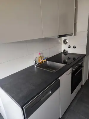 Küche/Küchenzeile in der Unterkunft Dorey Home HN2 - Zentral gelegen