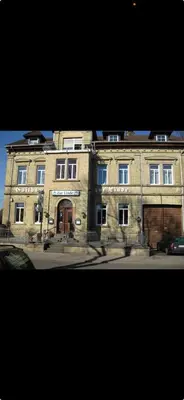 Das Gebäude in dem sich das Hotel befindet