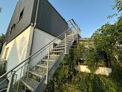 Das Gebäude in dem sich die Ferienwohnung befindet