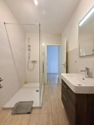 Ein Badezimmer in der Unterkunft Sonnenberg Wohnung im Haus Frey 2 BR, Küche, Bad, Parken
