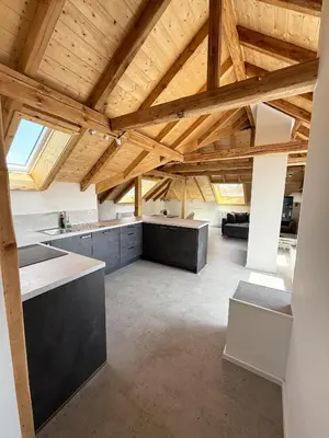 Küche/Küchenzeile in der Unterkunft Neues, stilvolles Loft inmitten der Weinberge