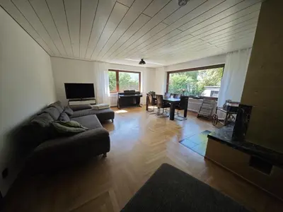 Ein Sitzbereich in der Unterkunft Gesamte Unterkunft - Wohlfühloase in Pforzheim Stadtnähe
