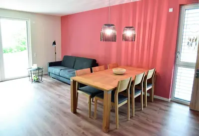 Ein Sitzbereich in der Unterkunft Sonnenscheinhaus Wohnung 2