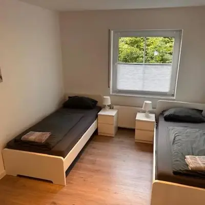 3 Schlafzimmer Wohnung für 6 Personen in Wörrstadt inkl Terrasse & Garten