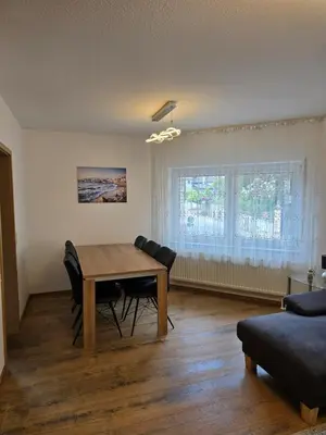 Ein Sitzbereich in der Unterkunft Moderne großzügige Wohnung zu vermieten