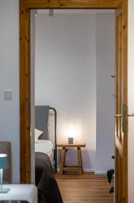 Ein Bett oder Betten in einem Zimmer der Unterkunft Krebiehls Winkelhof