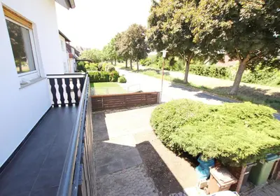 Ein Garten an der Unterkunft City Rooms Heppenheim