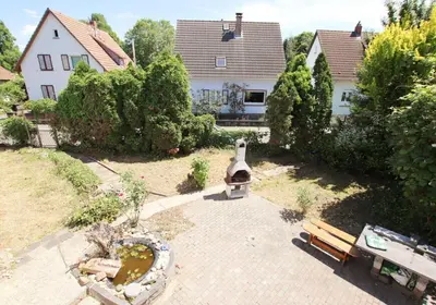 Ein Garten an der Unterkunft City Rooms Heppenheim