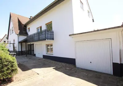 Das Gebäude in dem sich die Pension befindet