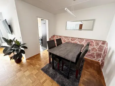 Ein Sitzbereich in der Unterkunft 3 Zimmer Wohnung mit Sauna