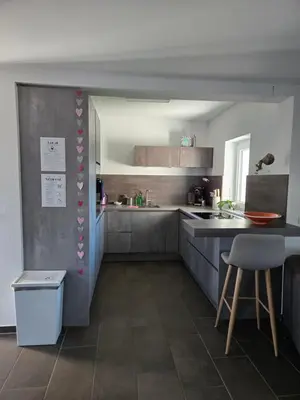 Küche/Küchenzeile in der Unterkunft Urlaubsoase mit Panoramabalkon & Platz für 6 Personen