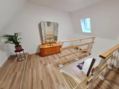 Ein Sitzbereich in der Unterkunft bird's nest Ferienwohnung in der Altstadt, offenes Fachwerk