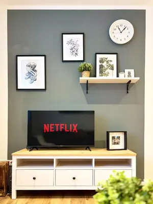 TV/Unterhaltungsangebot in der Unterkunft COZEE - Air-Conditioned Apartment with Netflix
