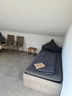 Ein Sitzbereich in der Unterkunft 3 Zimmer Wohnung mit Balkon und Parkplatz