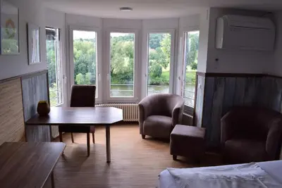 Ein Sitzbereich in der Unterkunft Gästehaus Schöne Aussicht
