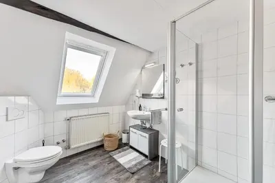 Ein Badezimmer in der Unterkunft Charmante Hotelwohnung nahe Pforzheim, ruhige Lage