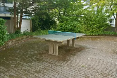 Tischtennis in der Unterkunft Eastside Apartment Karlsruhe oder in der Nähe