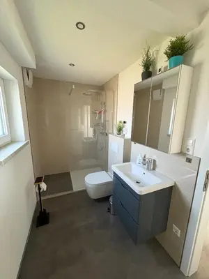 Ein Badezimmer in der Unterkunft Apartment in Wiernsheim-Pinache