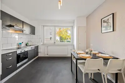 Küche/Küchenzeile in der Unterkunft BIR02 Wohnung mit Garten in Rüsselsheim!