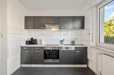 Küche/Küchenzeile in der Unterkunft BIR02 Wohnung mit Garten in Rüsselsheim!