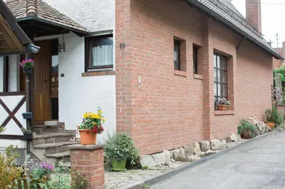 Das Gebäude in dem sich die Ferienwohnung befindet