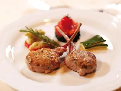 Essen im Hotel oder in der Nähe