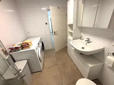 Ein Badezimmer in der Unterkunft Unterkunft im Untergeschoss Platz für bis zu 4 Personen