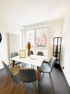 Ein Sitzbereich in der Unterkunft NIRO I Design City Apartment, Wellness, Infrarotkabine, Parkplatz, TV