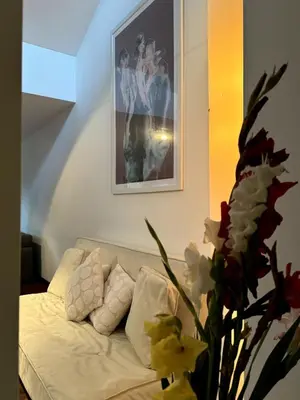 Ein Sitzbereich in der Unterkunft Design-Ferienhaus mit Garten, Kino & 5 Schlafzimmern