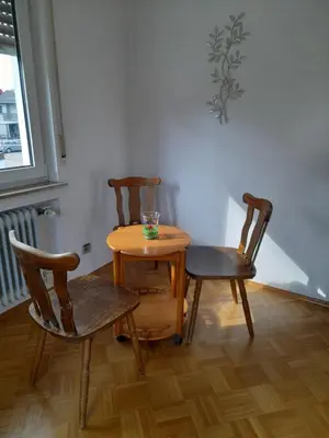 Ein Sitzbereich in der Unterkunft Charmante Ferienwohnung in Bad Wimpfen