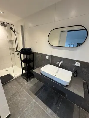 Ein Badezimmer in der Unterkunft Ferienwohnung Tee - Time - Lodge und Kirsch - Kiste